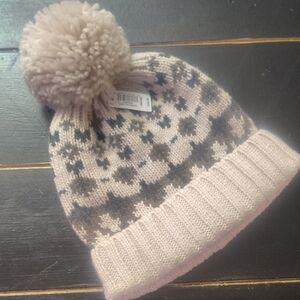 GAP- WOMEN'S CREAM AND GRAY POM-POM BEANIE❄️ ❄️ ❄️ ❄️ ❄️ ❄️ ❄️ ❄️ ❄️ ❄️ ❄️ ❄️ ❄️